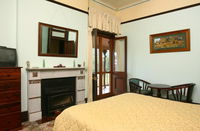 Book Paterson Accommodation Vacations ACT Tourism ACT Tourism