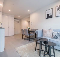 CBD Modern Classic 1 Bedroom AptLa Trobe Tower - ACT Tourism