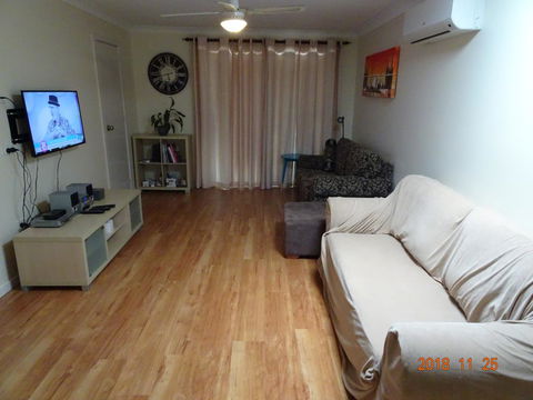 CCC - Central Clean Comfortable Apartment - ACT Tourism 2