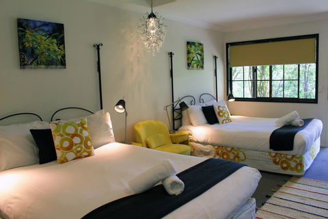 Cedar Creek Lodges - ACT Tourism 2
