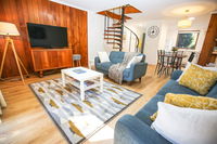Cedar Holiday Units - Apartment 5