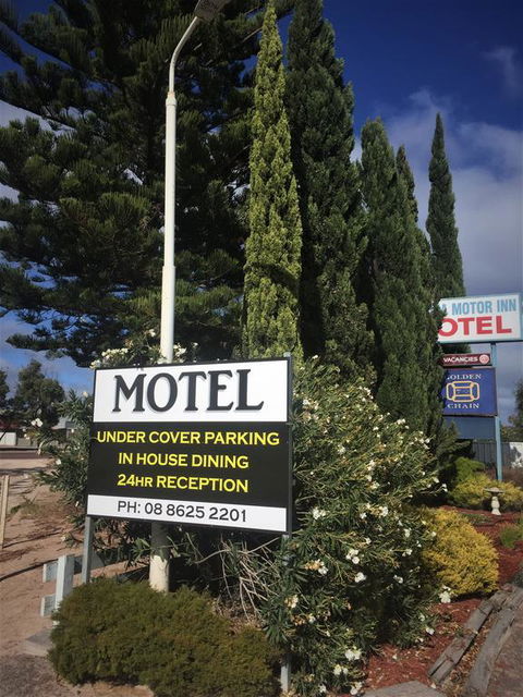 Ceduna Motor Inn - ACT Tourism 3