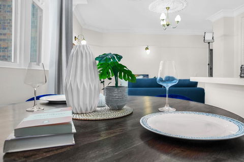 Central Apartment With Spacious Living And Dining - ACT Tourism 1