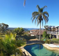 Central Coast Getaway 4B Family Holiday Home - ACT Tourism