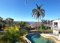 Central Coast Getaway 4B Family Holiday Home