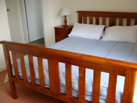 Central Park Apartment - ACT Tourism 1