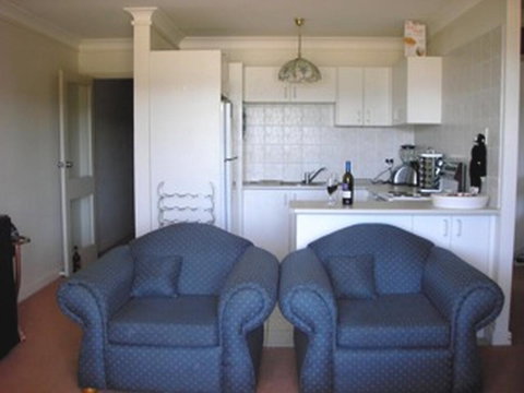 Central Park Apartment - ACT Tourism 2