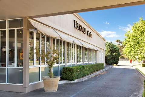Century Inn - ACT Tourism 1