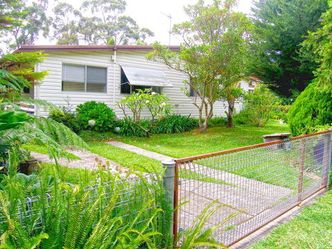 Chapman Cottage @ Callala Bay - ACT Tourism 0