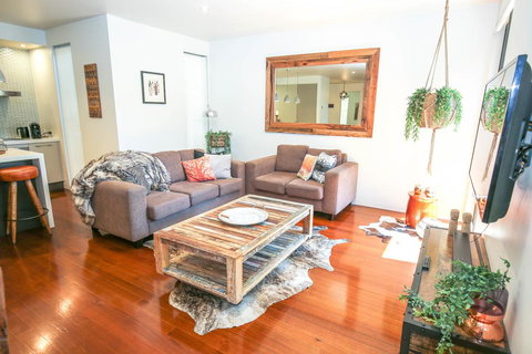 Chapter 11 Delany - ACT Tourism 0