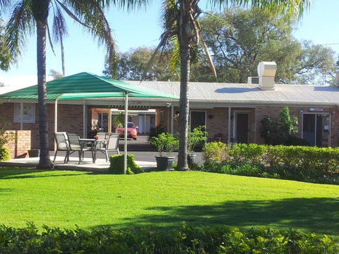Charleville Waltzing Matilda Motor Inn - ACT Tourism 0