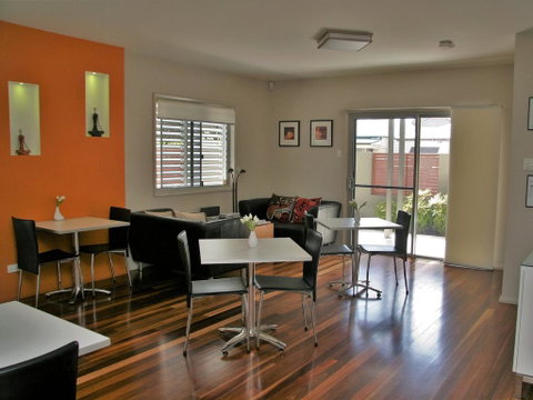 Chaucer Palms Boutique B&B - ACT Tourism 2