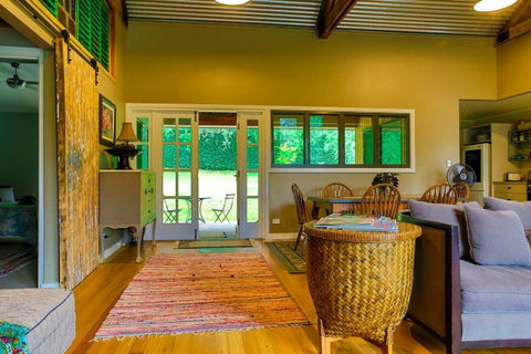 Chevys Rest - ACT Tourism 1