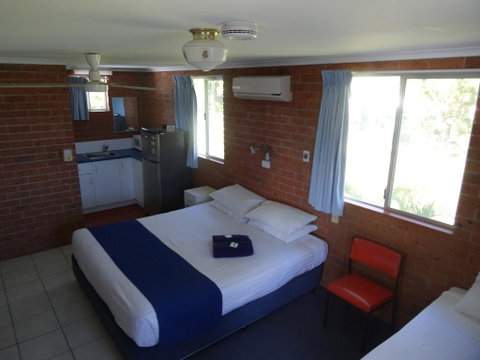 Chinderah Motel - ACT Tourism 2