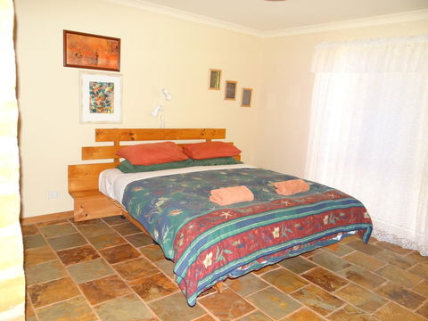 Cinnamon Coloureds Farm Cottages - ACT Tourism 2
