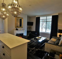 City Life Apartment-full kitchen  separate bedroom - ACT Tourism