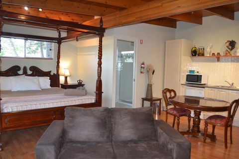 Clandulla Cottages & Farmstay - ACT Tourism 1