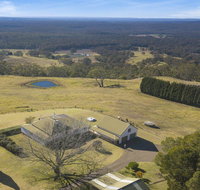 Cloudhill - magnificent rural views to Sydney - ACT Tourism
