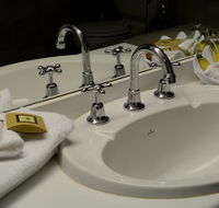 Club Inn Motel - ACT Tourism