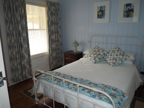 Cobblers Cottage B&B - ACT Tourism 3