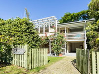 Book Point Lookout Accommodation Vacations ACT Tourism ACT Tourism