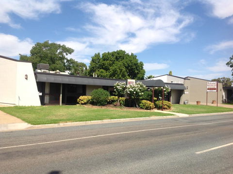 Cobram Colonial Motor Inn - ACT Tourism 0