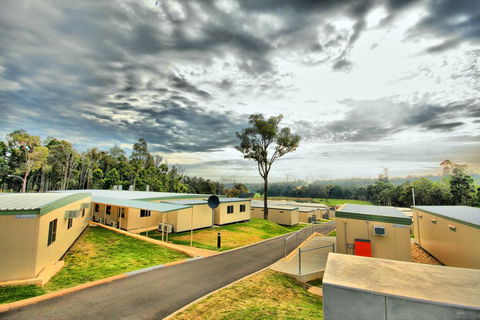 Collie Hills Accommodation Village - ACT Tourism 0