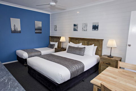 Colonial Motel & Apartments - ACT Tourism 2