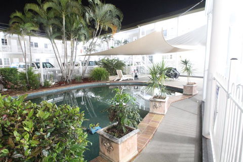 Colonial Rose Motel - ACT Tourism 1