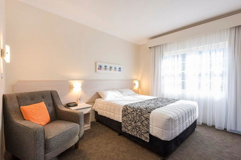 Comfort Inn All Seasons - ACT Tourism 1
