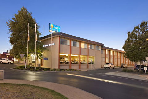 Comfort Inn Capital Horsham - ACT Tourism 3