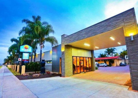 Comfort Inn Deakin Palms - ACT Tourism 0