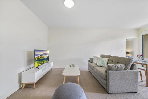 Comfy 2BR Suite Near Flemington Races, FREE Parking - ACT Tourism 1