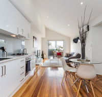 Complete Host Richmond Townhouse Collection - ACT Tourism
