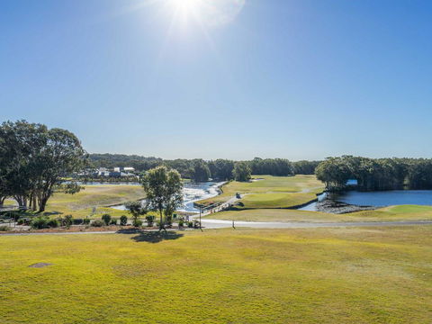 Condo 108 @ Horizons Resort & Golf, Stunning Course + Lake Views - ACT Tourism 3