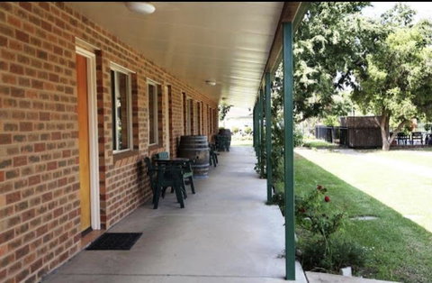 Condobolin Motor Inn - ACT Tourism 1