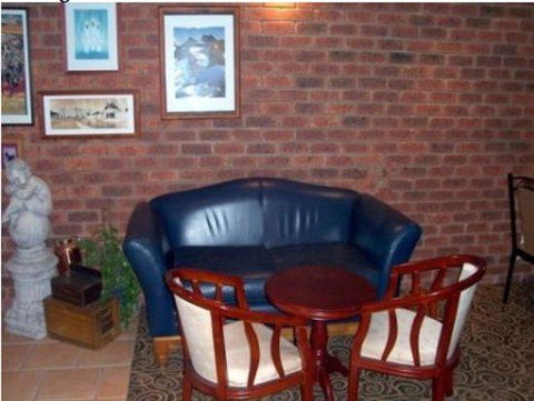 Condobolin Motor Inn - ACT Tourism 0