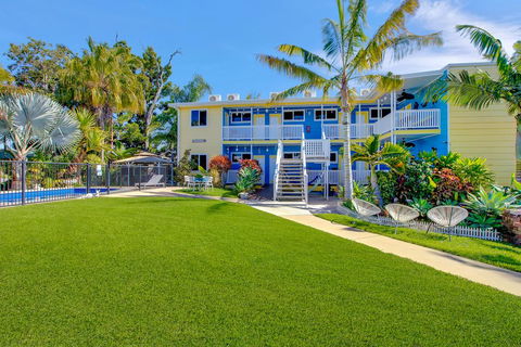 Coral Inn Boutique Hotel - ACT Tourism 2