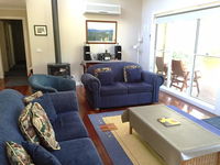 Book Halls Gap Accommodation Vacations ACT Tourism ACT Tourism