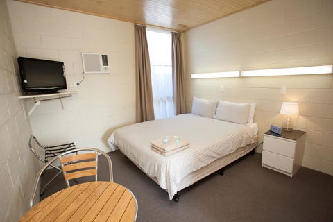 Corio Bay Motel - ACT Tourism 2