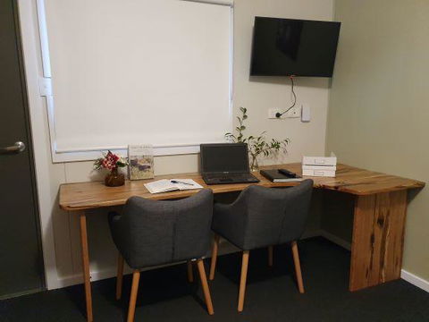 Cornwall House Accommodation - ACT Tourism 3