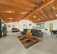 Corroboree Spa Cabin- Eaglereach - ACT Tourism