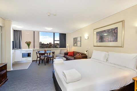 Cosmopolitan Apartment At College St - ACT Tourism 2