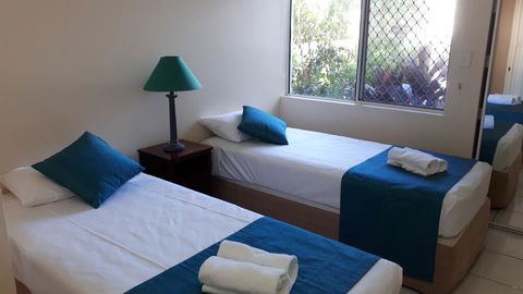 Costa Royale Trinity Beach - ACT Tourism 2