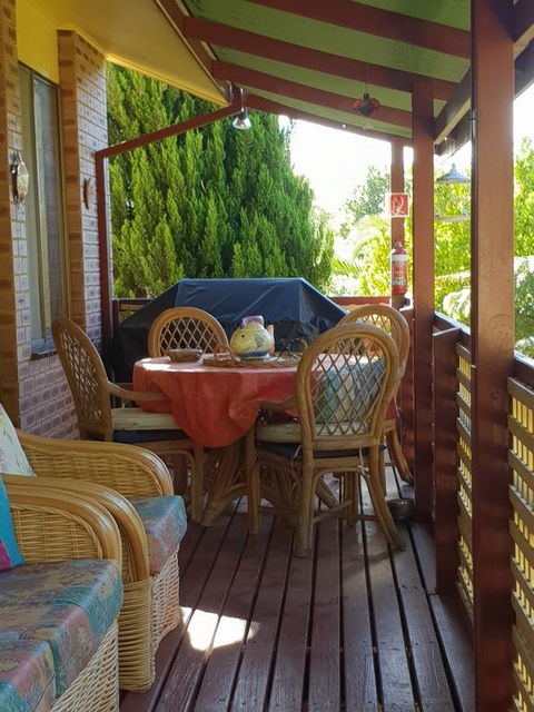 Cottage By The Bay - ACT Tourism 1