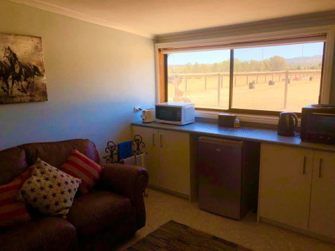 Cottage Equus - ACT Tourism 2