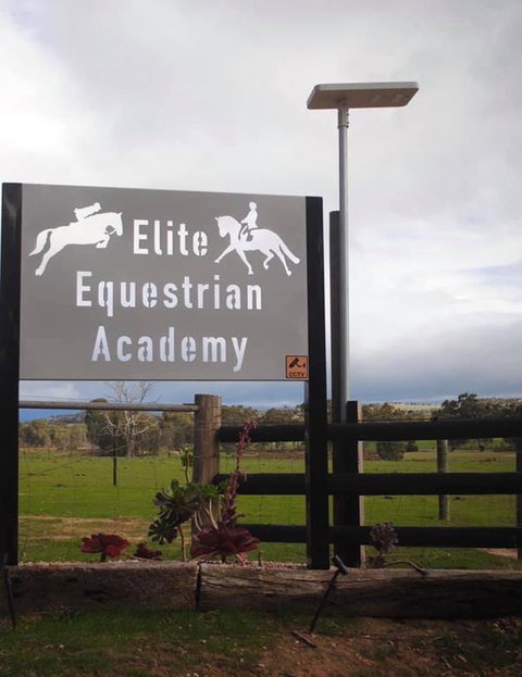 Cottage Equus - ACT Tourism 3