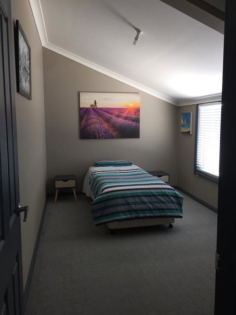 Cottage In The Country - ACT Tourism 2