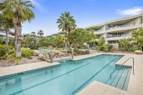 COTTON BEACH APARTMENT 33 WITH POOL VIEWS - ACT Tourism 0