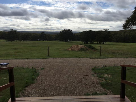 Country Cabin With Mountain Views Close To Ballarat - ACT Tourism 2